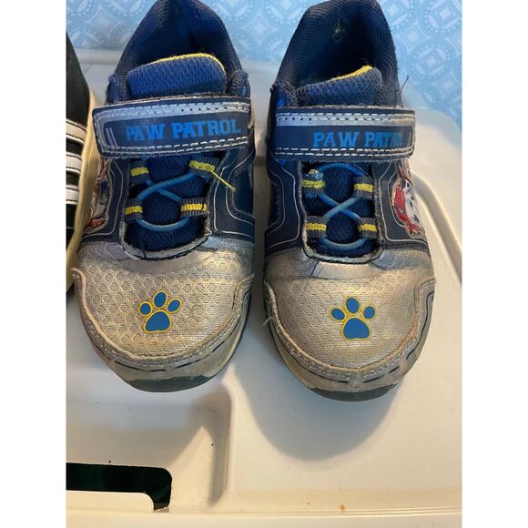 Adidas & Paw Patrol gym sneaker shoes toddler boys size 10 - fair condition - Picture 3 of 9